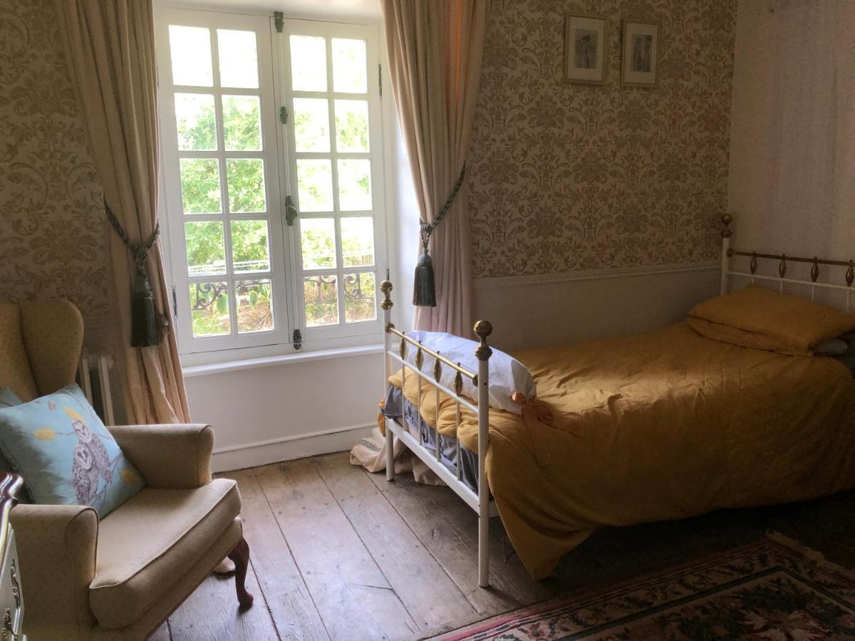 Chateau Gros Puy, Petit Chateau Chambre D'Hote Abjat-sur-Bandiat Esterno foto